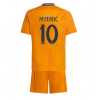 Maglie da calcio Real Madrid Luka Modric #10 Seconda Maglia Bambino 2024-25 Manica Corta (+ Pantaloni corti)